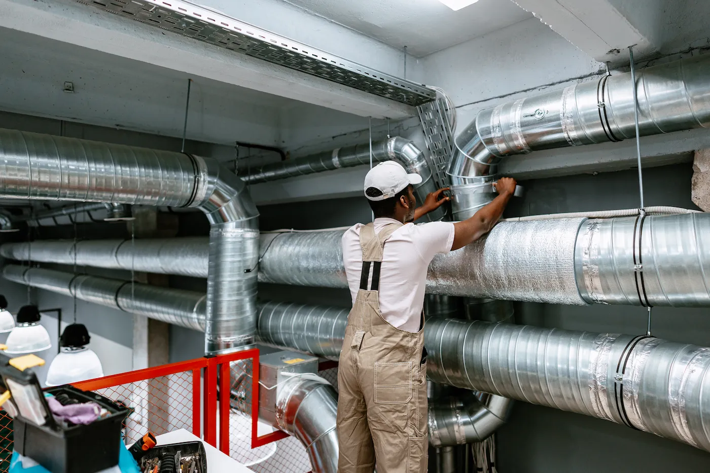 Star-Knowledge Engineering Services commercial MEP engineering, HVAC installation, and industrial ventilation system layout.